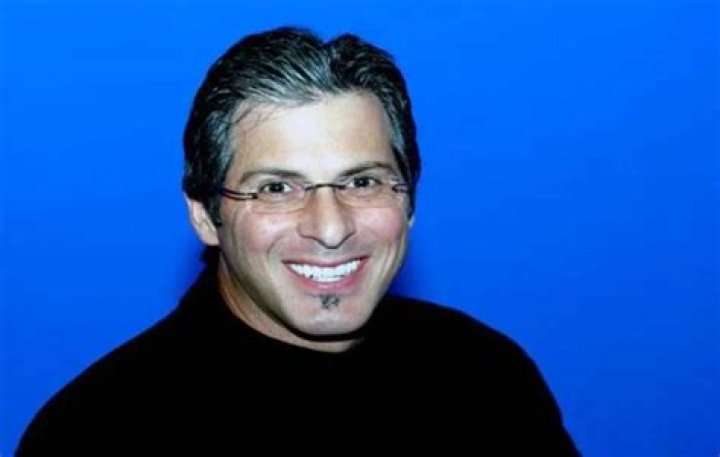 Ashur Gharavi Height, Weight, Net Worth, Age, Birthday, Wikipedia, Who, Nationality, Biography