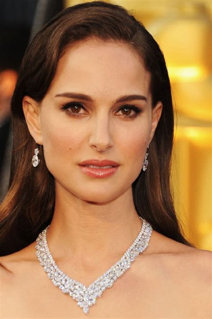 Erana Tyler Height, Weight, Net Worth, Age, Birthday, Wikipedia, Who, Nationality, Biography